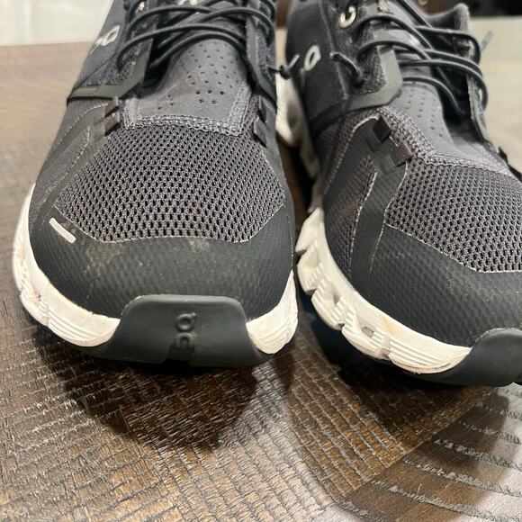 On cloud women running shoes black/ white size 10 - Picture 7 of 10